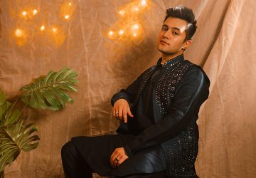 5 Best Kurtas To Gift Him This Diwali (that he’ll actually like)