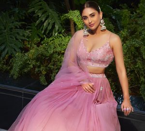 5 New Lehenga Colour Combination For the Brides 2022