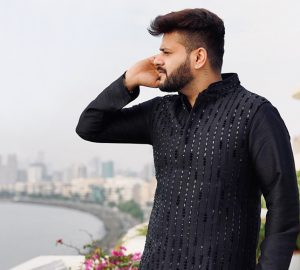 Elevating Style: The Art of the 5-Piece Cut Dana Suit for Men