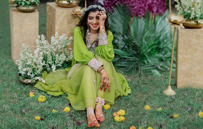 How to Wear Non-Red Colours on Your Wedding with Perfection?