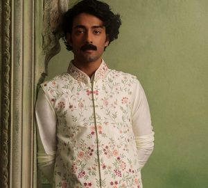 GRAND EID ENTRY FOR MEN IN DESIGNER & ETHNIC WEAR