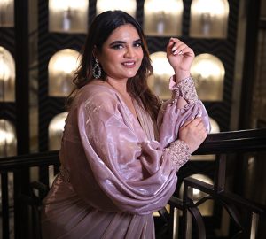 Styling Tips for Plus-Size Women in Indian Ethnic Outfits