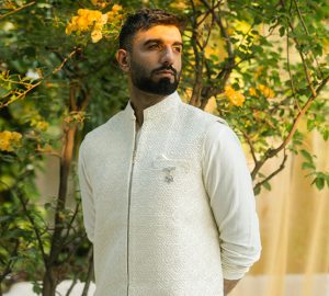 Celebrating Ganesh Chaturthi In Style: Top 5 Outfits For Men