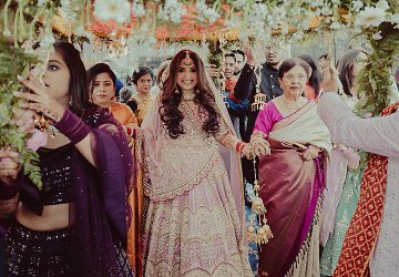A Wedding Lehenga That Truly Made Sakshi's Day Magical!