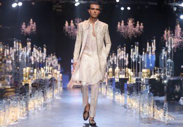 5 Ways You Can Style A Monochrome Traditional Look