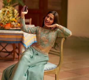 Post-Wedding Outfits: Stylish Looks for Newlywed Brides